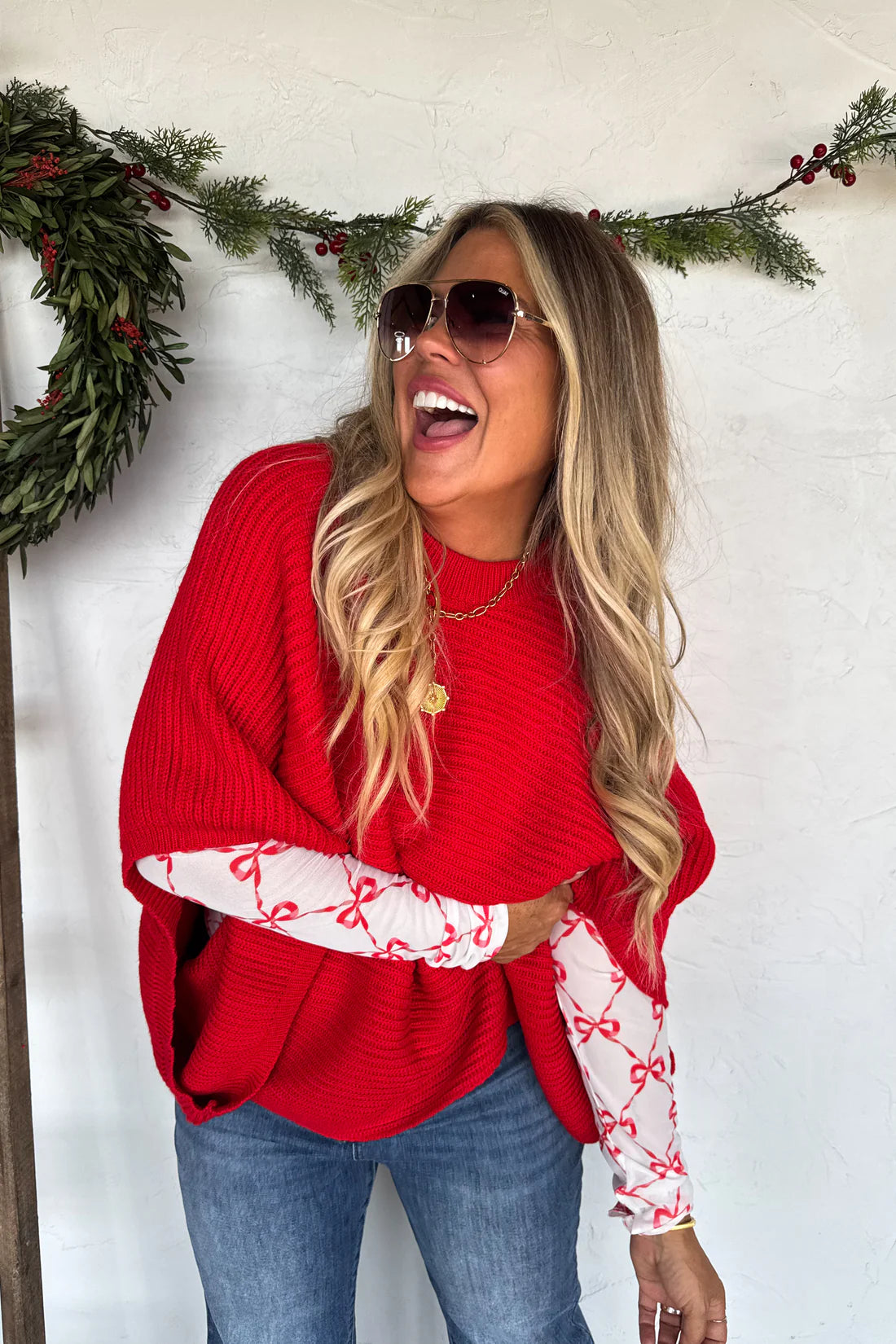 CHRISTMAS MEG PULLOVER PONCHO