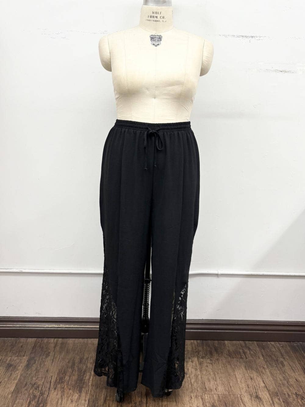 Plus Lace Panel Wide-Leg Pants