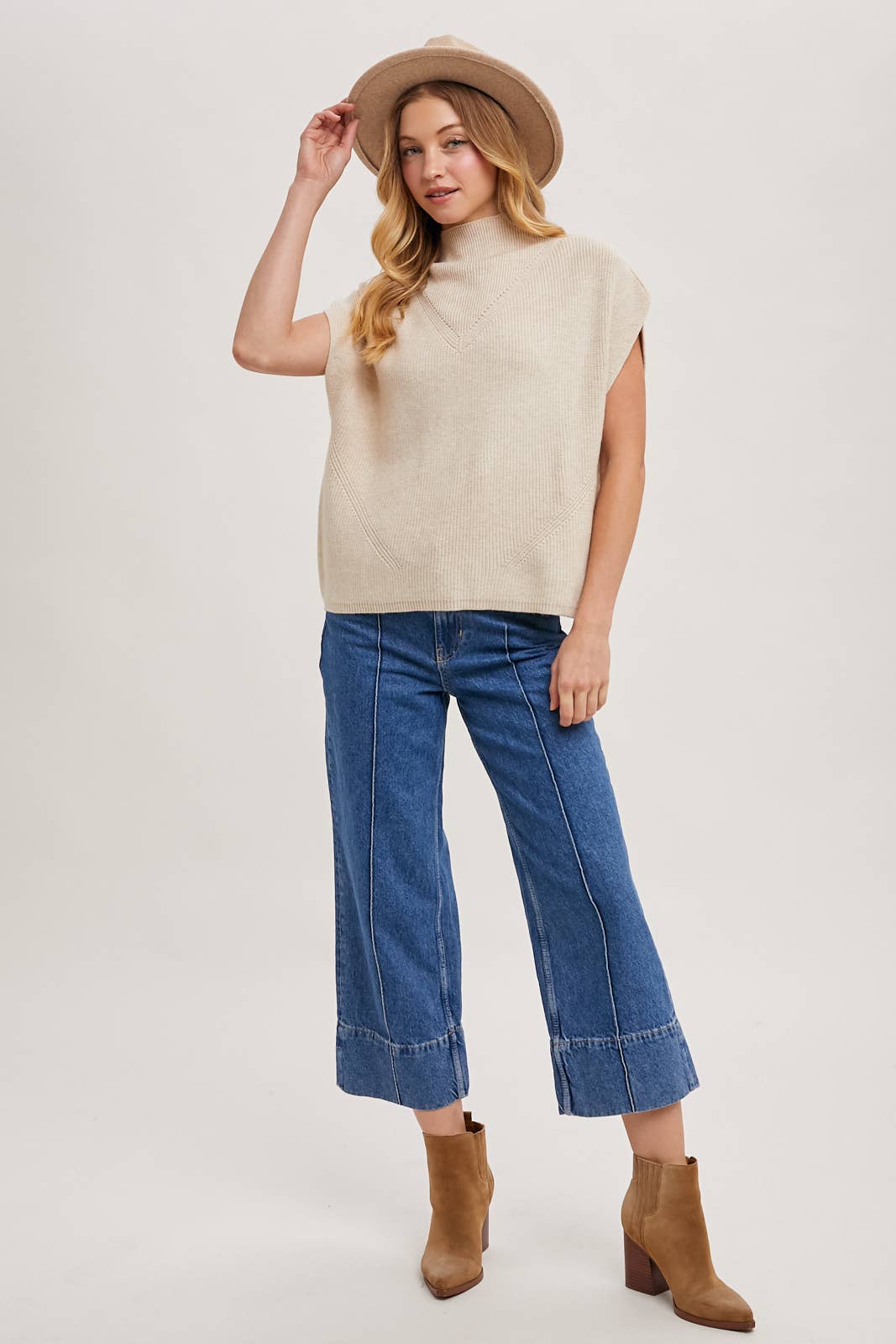 MOCK NECK DOLMAN SHORT SLEEVE KNIT SWEATER