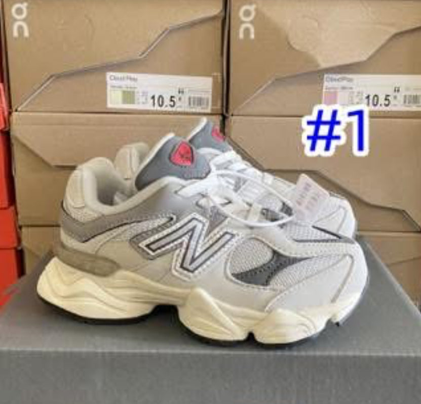 White Gray NB Sneaker