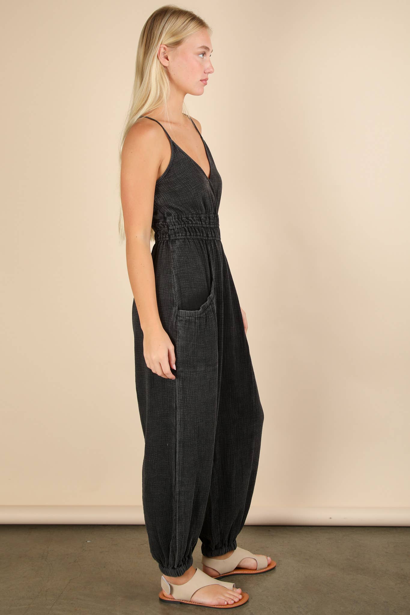 NP70837-Mineral Washed Cotton Gauze Casual Jumpsuit