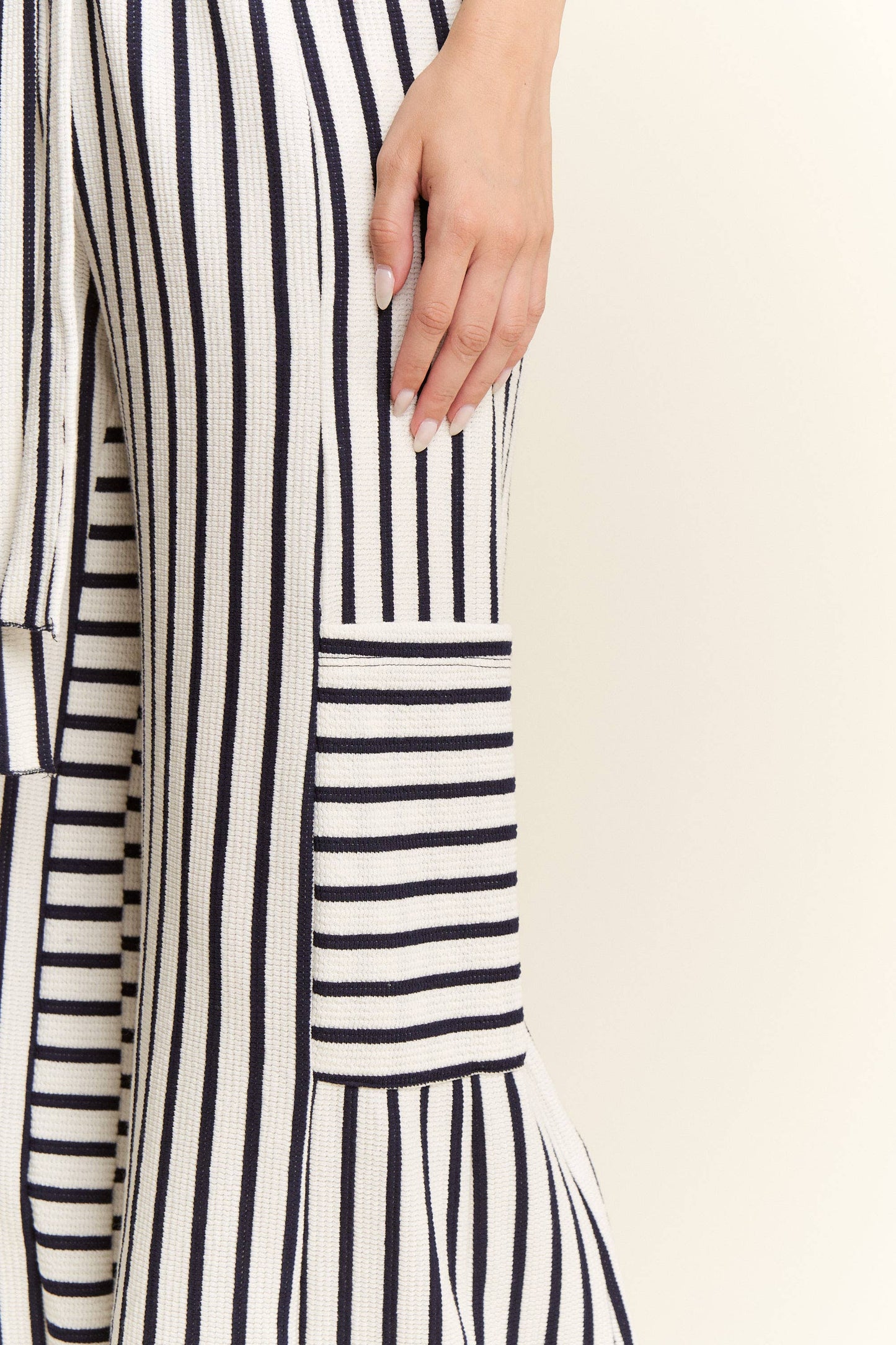 STRIPE WIDE LEG PANTS