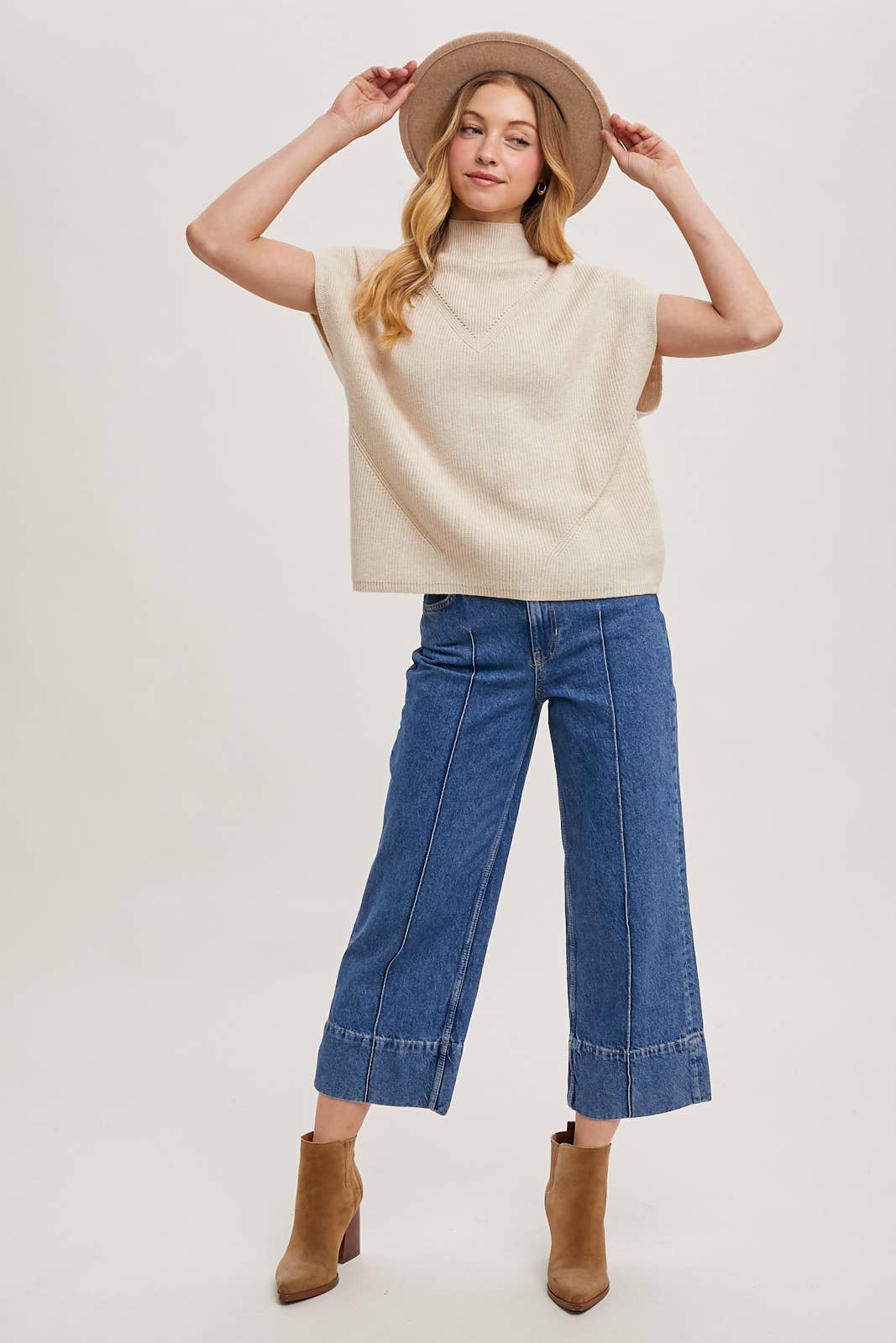 MOCK NECK DOLMAN SHORT SLEEVE KNIT SWEATER