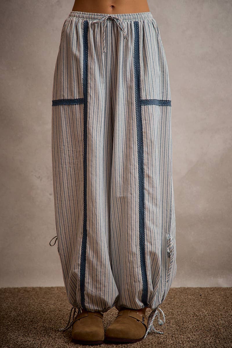 LIGHTWEIGHT MULTI STRIPE JOGGER PANTS WITH SIDE SLITS WITH T