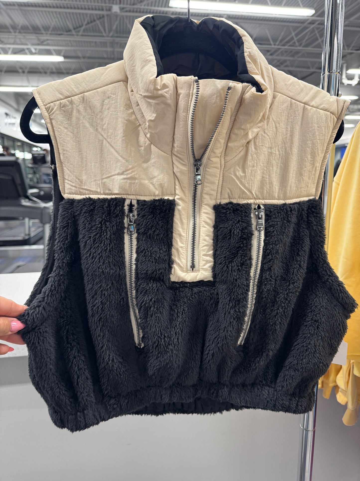 Active Mixed Media Vest
