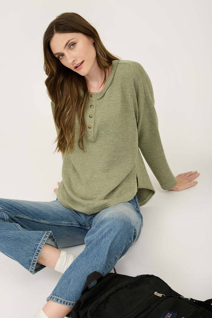 WAFFLE KNIT HENLEY TOP