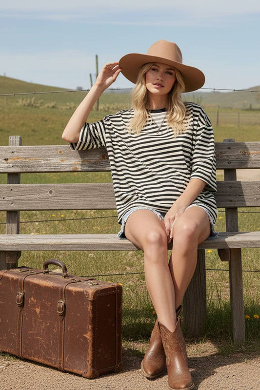 STRIPED OVERSIZED TOP