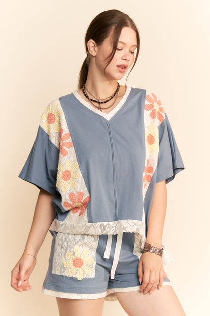 FLORAL PATCHWORK TOP