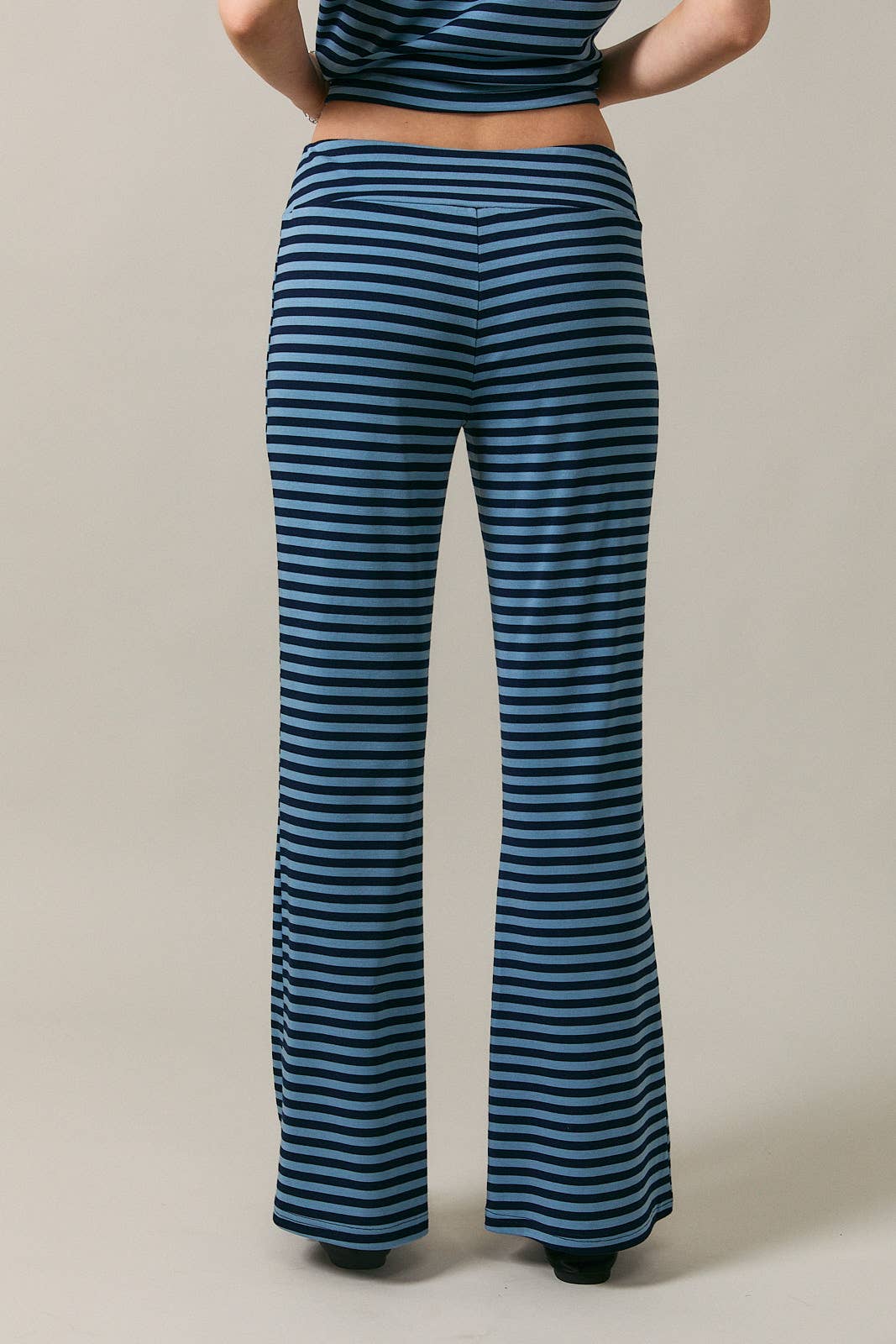 MID RISE WIDE LEG STRIPE PANTS
