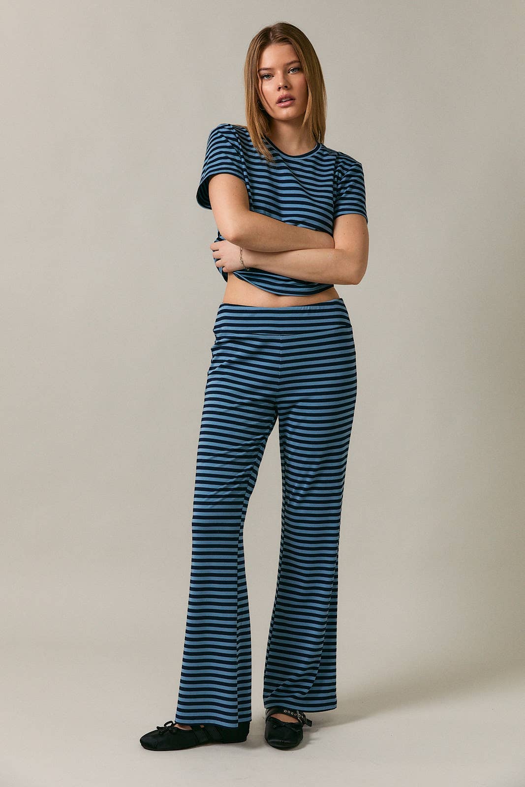 MID RISE WIDE LEG STRIPE PANTS