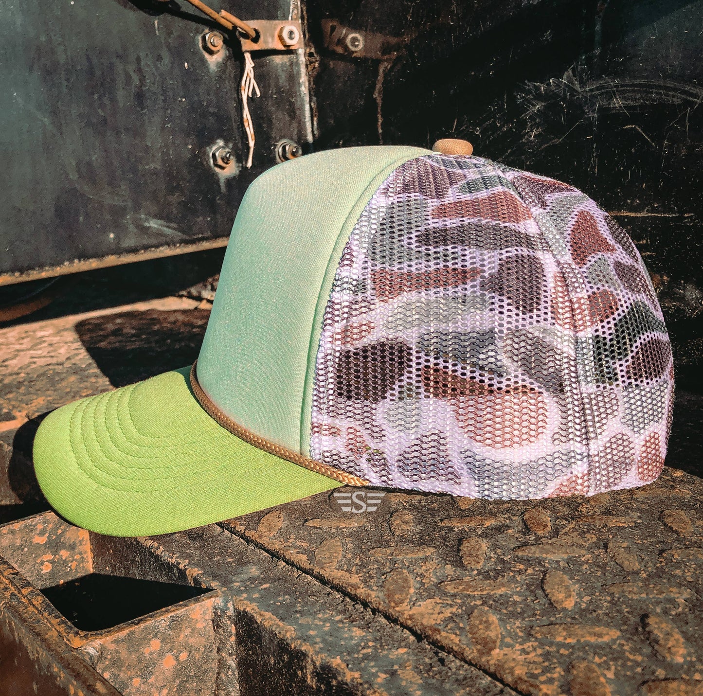 Duck Camo Magna Pony™ Mesh Back Cap