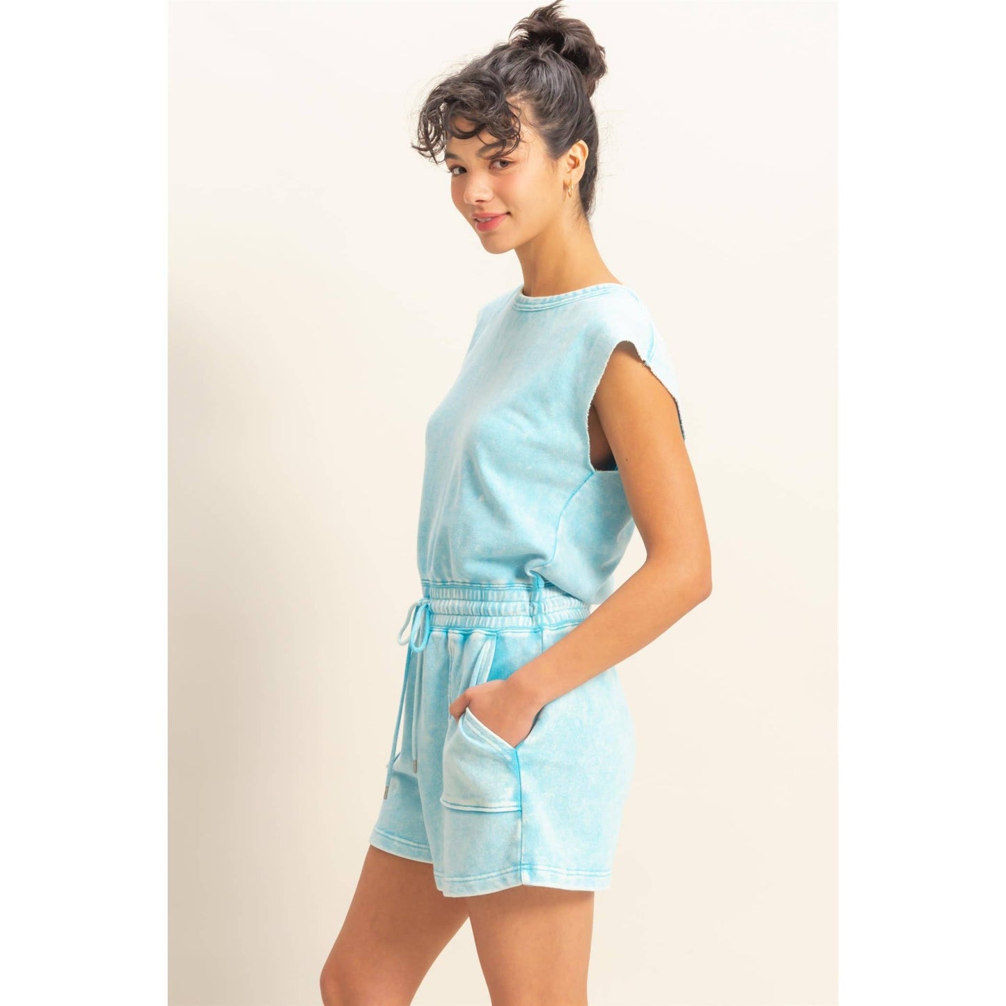 DZ25A773-Sleeveless Drawstring Waist Romper