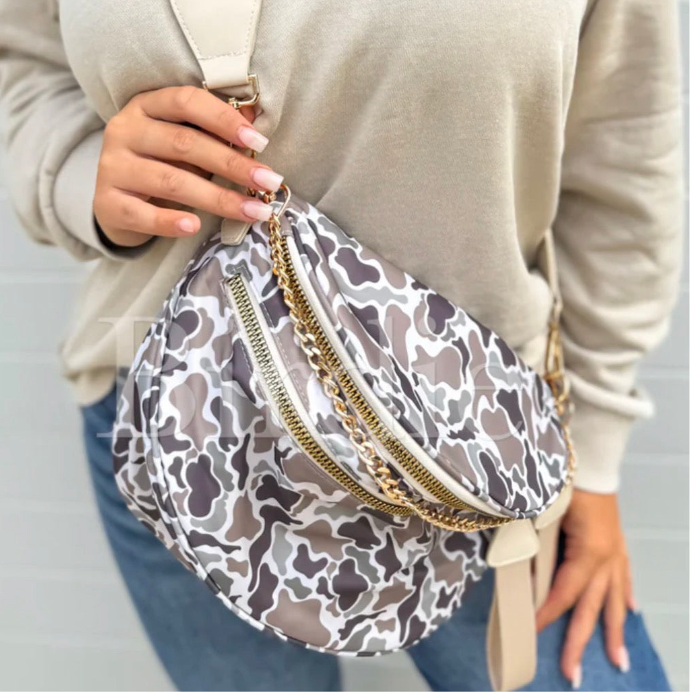 Duck Camo Bum Bag Crossbody