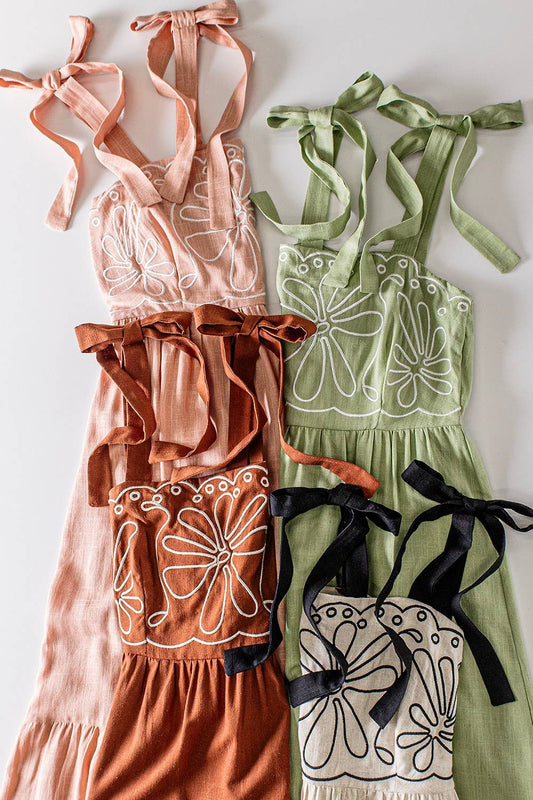 Embroidery Midi Dress