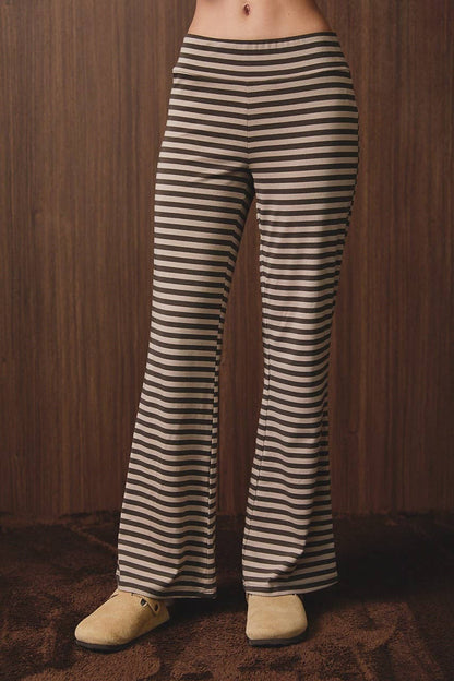 MID RISE WIDE LEG STRIPE PANTS