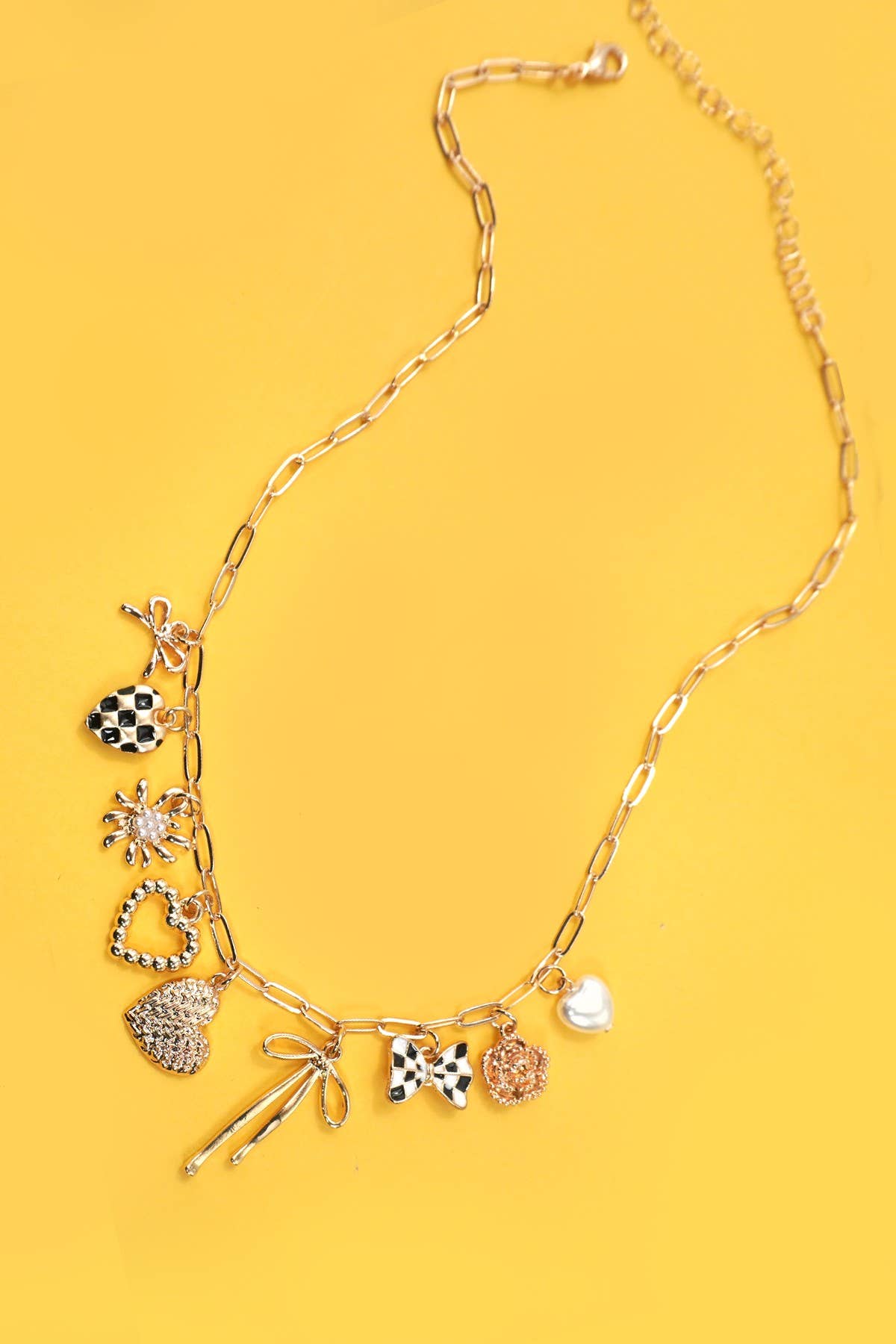 CHARM BOW CHECKERED NECKLACE