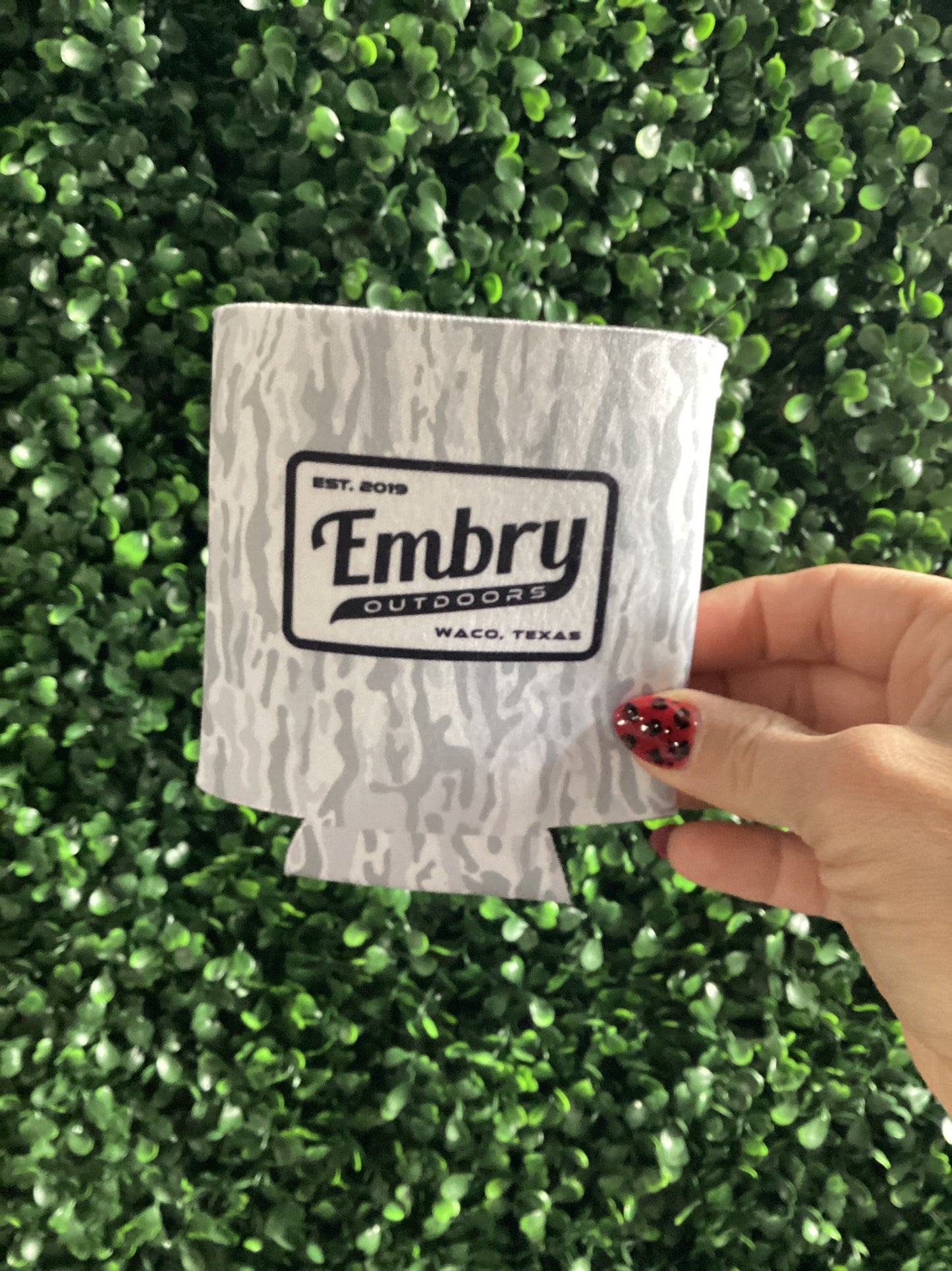 Embry camo koozie