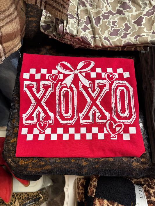 XOXO Tee