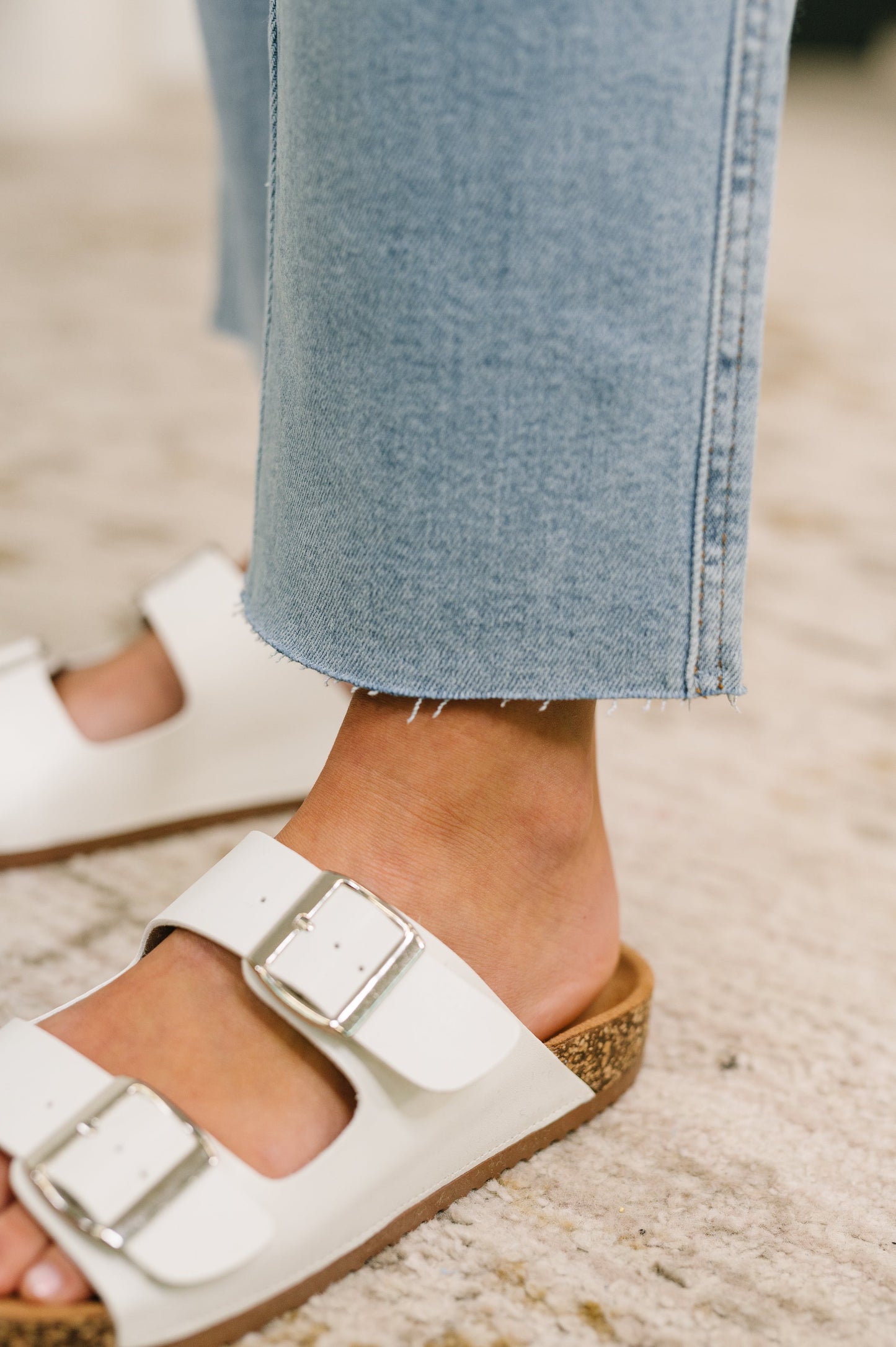 Dawn Mid Rise Ankle Straight w Bandana Loop