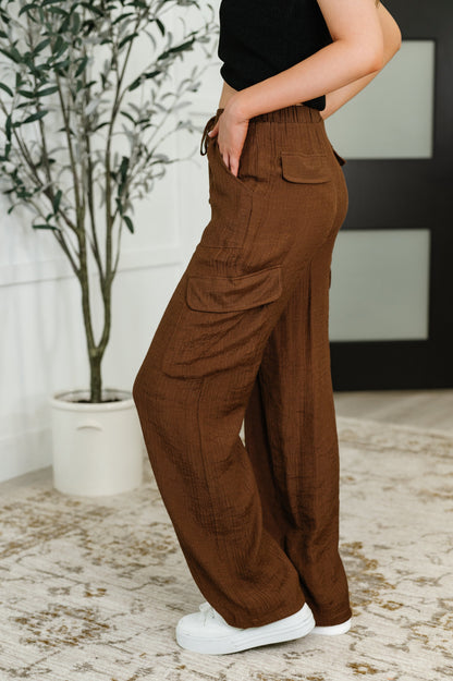 Off Duty Straight Leg Cargo Pants in  Brown