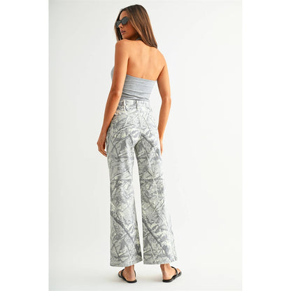 HIGH-RISE WIDE LEG PRINTED JEANS
