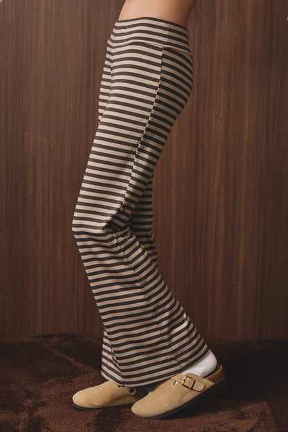 MID RISE WIDE LEG STRIPE PANTS