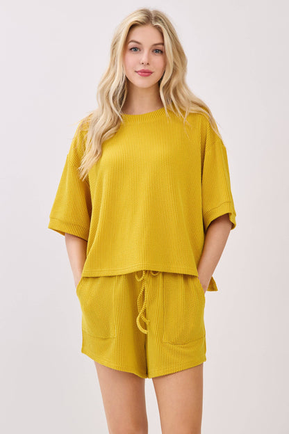 RIBBED ROUND NECK TOP AND SHORTS SET
