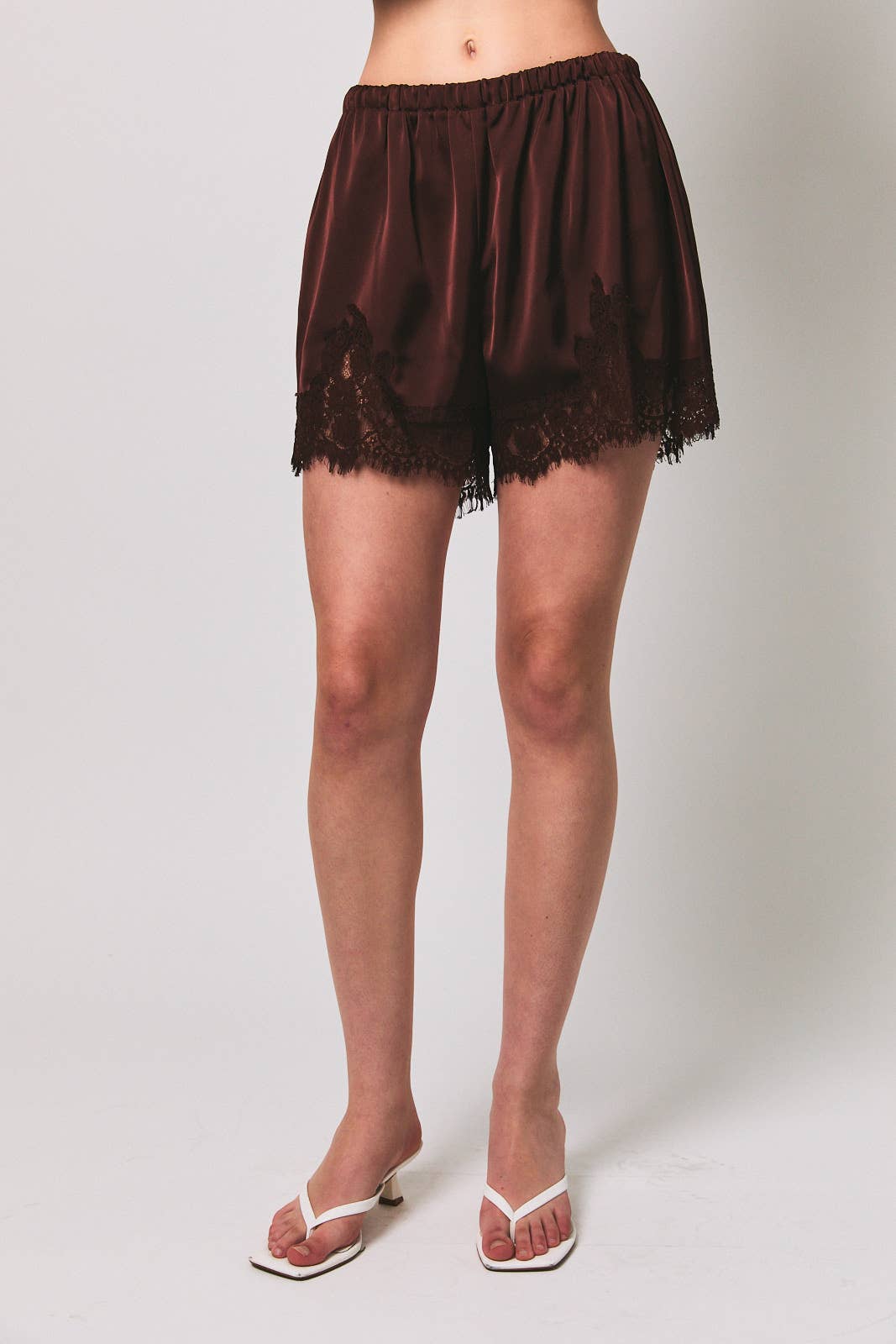 ELASTIC WAIST MID RISE LACE TRIM SHORTS