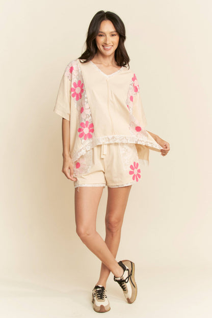 FLORAL PATCHWORK TOP