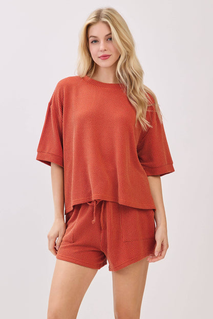 RIBBED ROUND NECK TOP AND SHORTS SET