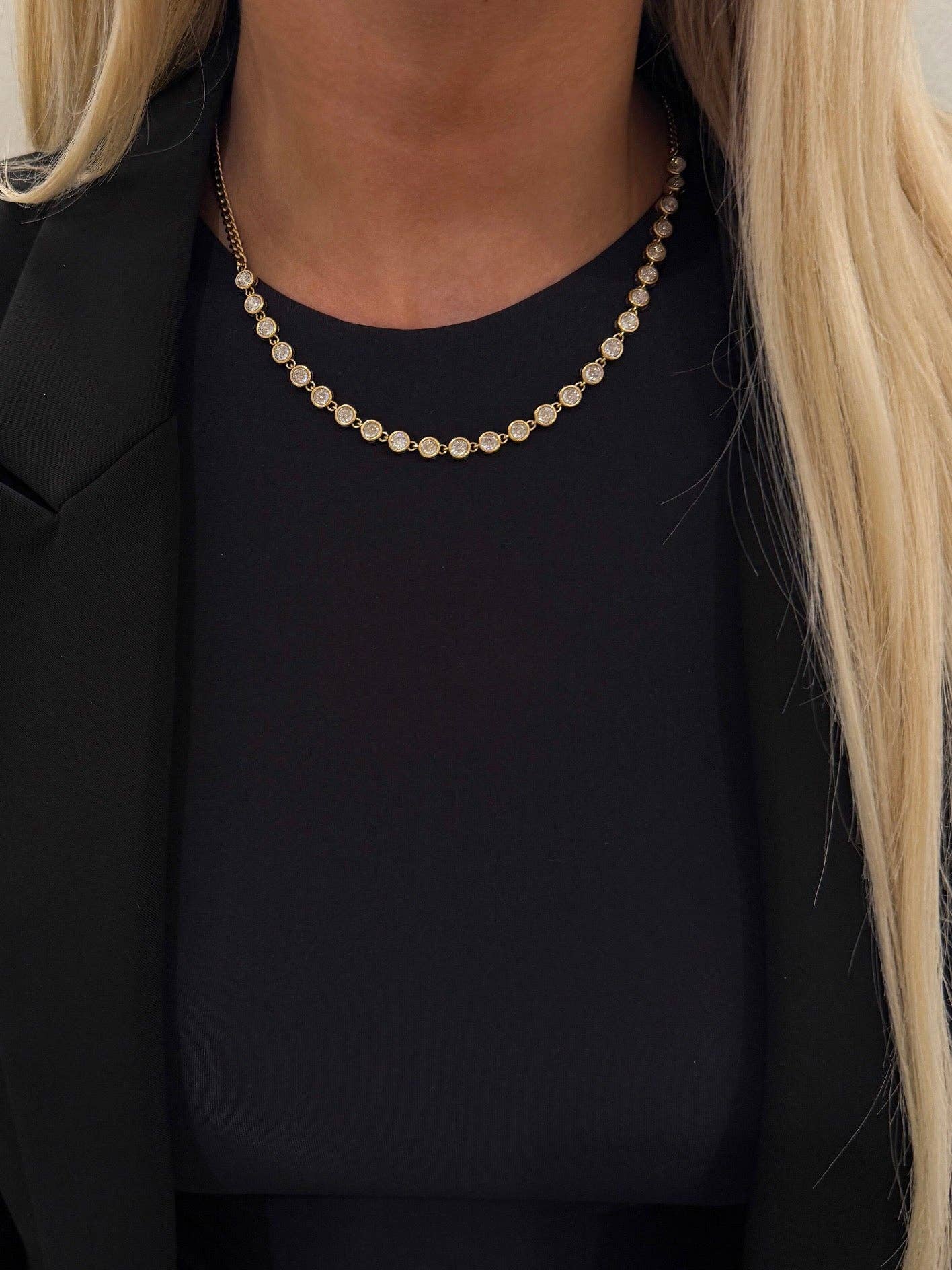 Chansutt ROXIE NECKLACE