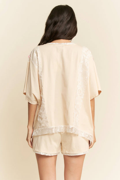FLORAL PATCHWORK TOP