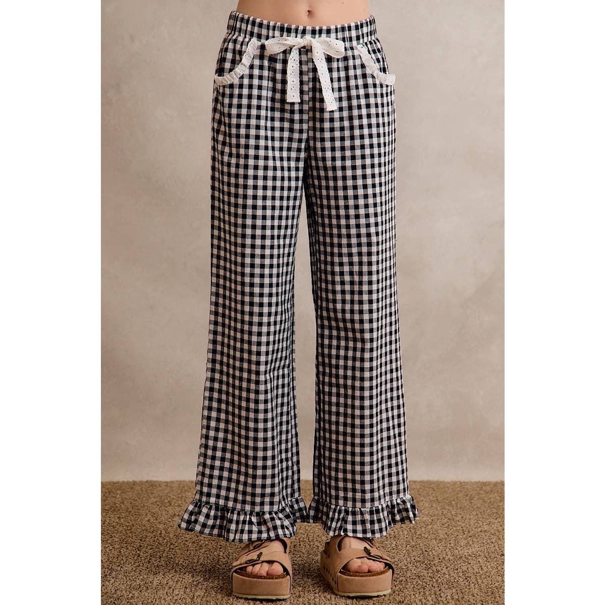 GINGHAM RUFFLED PANTS