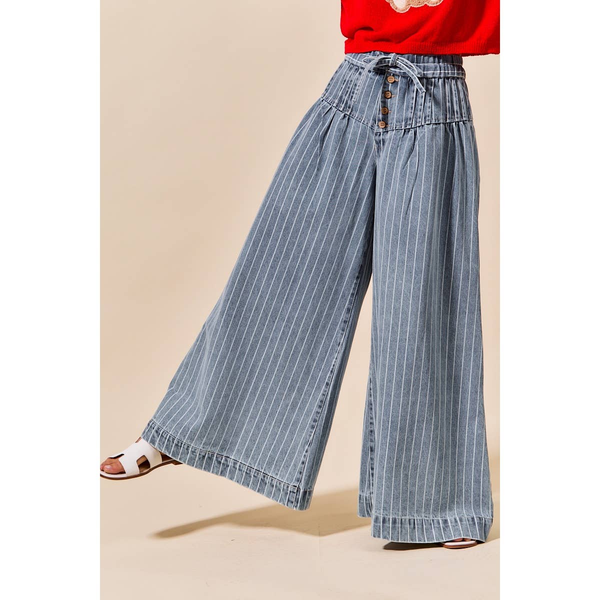 STRIPE DENIM WIDE LEG JEANS WITH BUTTON CLOSURE