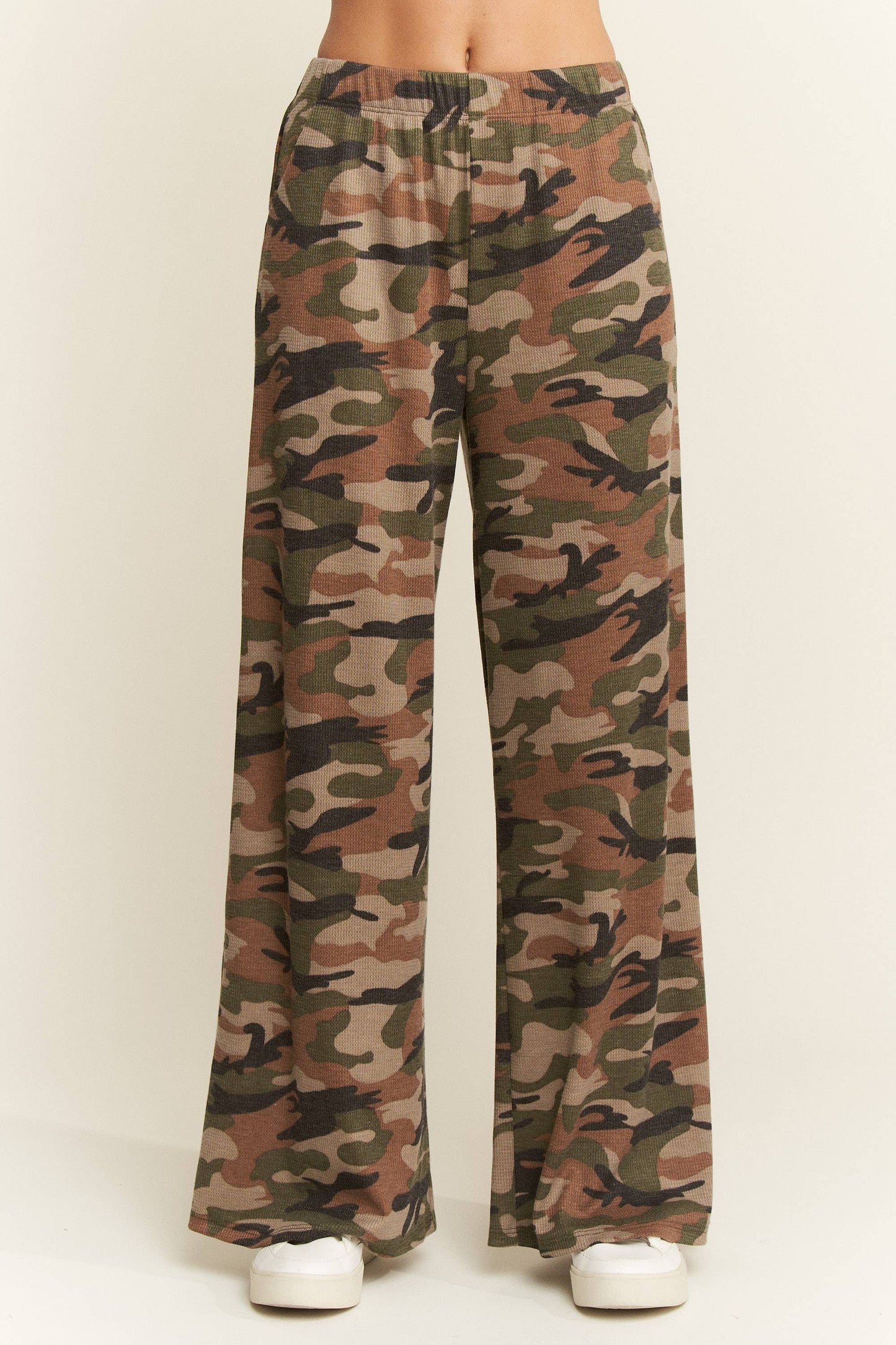 ARMY CAMO WIDE LEG PANTS